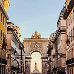 Ola Lisboa ! Central Apartment Lightning Quiet View Garden 10Mn Airport